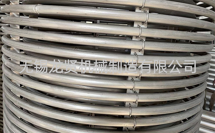 焊接不銹鋼盤管時(shí)，如何避免出現(xiàn)氣孔和裂紋？